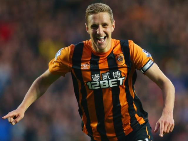Hull skipper Michael Dawson and his experienced defensive colleagues can keep their opponents at bay